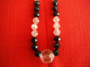 NECKLACE - CRYSTALS BLACK AND CLEAR STONES - Picture 1 of 2