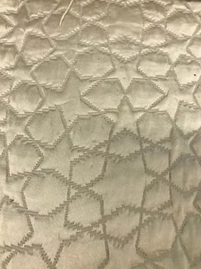 MARGE CARSON ABSTRACT MODERN QUILTED SILK PEARL Fabric 8Y AVAIL $339/YD STARS! - Picture 1 of 4