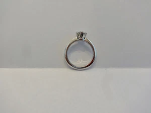 Handarbeit  Traum BRILLANT Ring 0,31 Carat, wunderbares Feuer, alle Ringgrößen - Picture 1 of 9