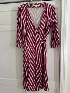 Diane Von Furstenberg Wrap Dress Size 10 Pink White Blue The Original DVF - Picture 1 of 3