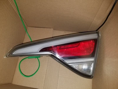 2016 2017 HYUNDAI SONATA HYBRID PASSENGER RIGHT LED INNER TRUNK TAIL LIGHT LAMP - Image 1 of 4