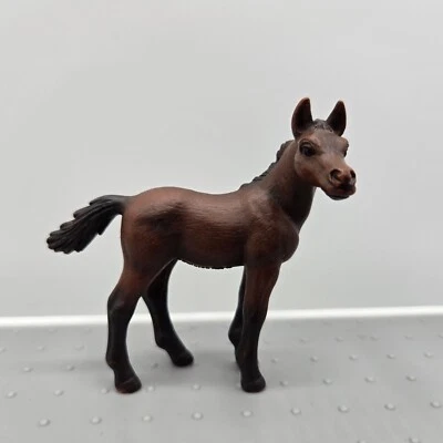 Figura de juguete Schleich 2003 Arabian Bay Foal Filly Colt Alemania 3" D-73527 Foto 1 de 4