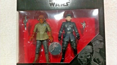 Figuras exclusivas del Almirante Akbar y Oficial de la Primera Orden de Star Wars The Black Series Foto 1 de 4