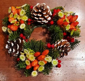 Vtg Plastic Foliage Candle Ring Pinecone Wreath Fall Christmas Holiday Decor - Picture 1 of 7