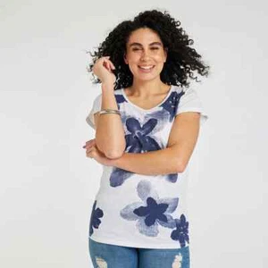 CAMISETA MUJER ESTAMPADO FLORAL AZUL MARINO - Imagen 1 de 4