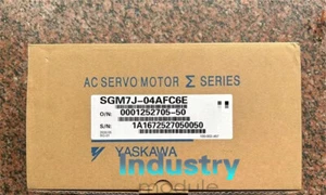 1 PIEZA Nuevo Servomotor Yaskawa SGM7J-04AFC6E Envío Rápido - Imagen 1 de 7