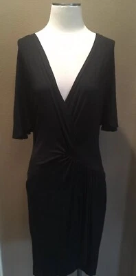 Vestido Moda International L negro con cintura fruncida y mangas cortas Foto 1 de 4