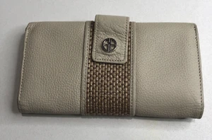 Giani Bernini Checkbook Wallet Women Beige Leather Pebbled All In One - Picture 1 of 17