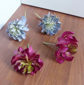 Set of 4 Artificial Sleep lotus Succulent Grass (2 colors) - Picture 1 of 3