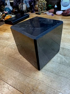 Shungite Ex LG Polished Cube Beveled Edges Gemstone From Russian Federation 332 - Picture 1 of 6