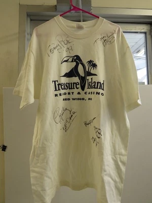 Signed Garry Lewis Tommy Roe Brian Hyland Mitch Ryder Treasure Island T Shirt - Image 1 of 4