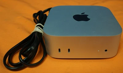 Apple Mac Mini A3238 Desktop M4 Chip 16GB Memory 256GB SSD Silver - Image 1 of 4