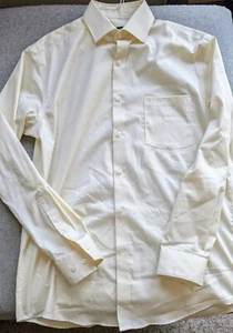 VAN HEUSEN Long Sleeve Yellow Wrinkle Free Men's Reg Fit Shirt Sz Med 15 - 15.5 - Picture 1 of 8