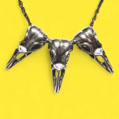 COLLAR CALAVERA PÁJARO PLATA Y BRONCE 3 colgantes en cadena cuervo tribal gótico A1 Foto 1 de 4