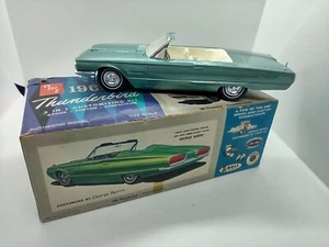 Quality Built assembled AMT 1965 Ford Thunderbird Convertible Kit 1:25 #6215-150 - Picture 1 of 16