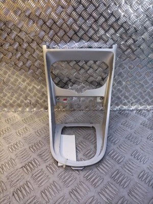 PEUGEOT 307 CC 2003-2009 PALANCA DE CAMBIOS MOLDURA ENVOLVENTE PLATA 9636013877 Foto 1 de 4