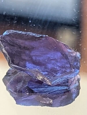 Vendedor de EE. UU. 12,78 SI inclusión única faceta escapolita piedra preciosa áspera Foto 1 de 3