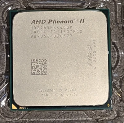 Procesador AMD Phenom II X4 965 3,4 GHz cuatro núcleos CPU Socket AM3 (HDZ965FBK4DGM) Foto 1 de 2