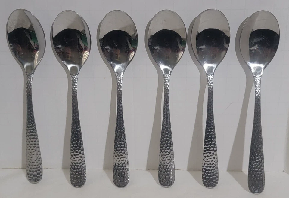 Juego de 6 cucharas soperas martilladas de acero inoxidable Gibson Foto 1 de 2