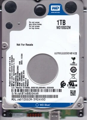 WD10SDZM-59ZKVS0 dcm: HANT2HN s/n: WX81A AUG 2018 1TB 2.5" USB C A8-02 - Image 1 of 2