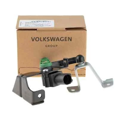 NUEVO AUDI Q3 2019-2024 - SENSOR DE NIVEL DE ALTURA DE SUSPENSIÓN TRASERA 5Q0512521J Foto 1 de 4