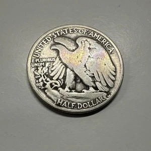 1934-P WALKING LIBERTY Half Dollar 50c 90% Silver Coin Toning FAST SHIPPING! - Bild 1 von 15