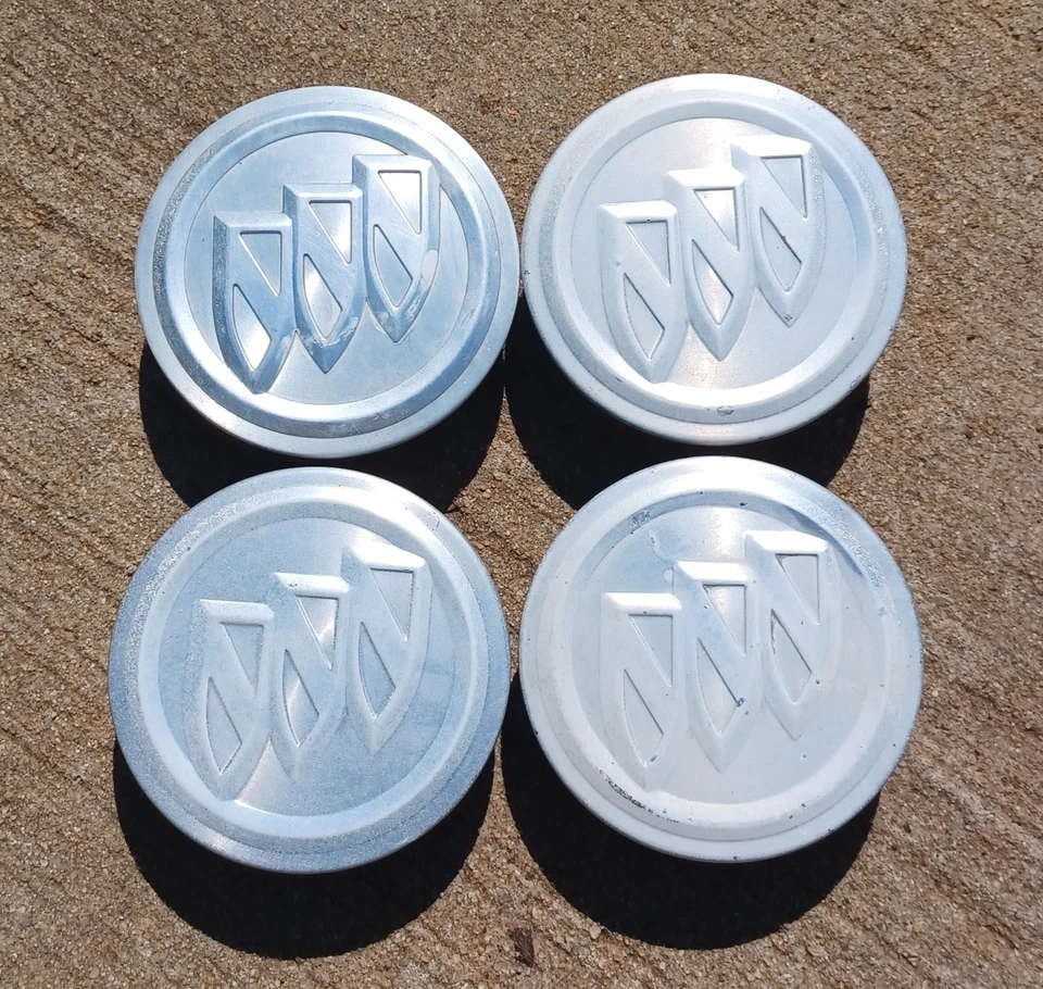 Buick LaCrosse Allure Regal Enclave conjunto de tampa central de 4 2005-2017 p/n 9595010 A1 - Imagem 1 de 3