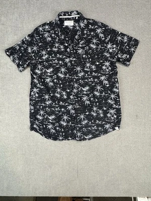 Free Planet Shirt All Over Floral Short Sleeve Palm Trees Cactus Hawaiian - Image 1 of 4