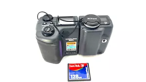 Nikon Coolpix 995 Digital Camera, 2 Batteries, Charger, memory card - Picture 1 of 17