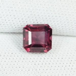 1.34 cts Best Luster Natural Rhodolite Garnet  - Octagon Fancy Cut...!!! - Picture 1 of 2