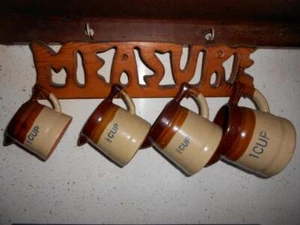 Vintage Stoneware 4 Measuring Cups Country Farmhouse with Wooden Wall Hanger - Picture 1 of 12