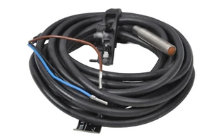 IFM inductive sensor IY5029, IYB30,8-BPKG/V2A - Picture 1 of 6