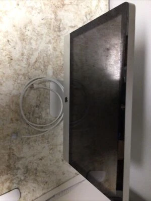 Used 2010 IMAC - Image 1 of 3