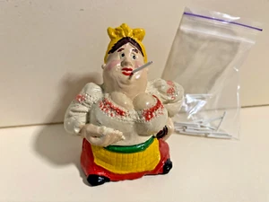 RAR Vintage Sowjetische Gips Figur Ukrainische Frau Raucherin, 15 Zigaretten - Bild 1 von 9