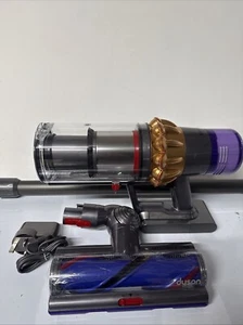 Dyson V15 Detect Absolute Animal Cordless Stick Vacuum Cleaner LCD - Picture 1 of 1