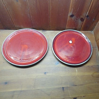 2 x rote Teller Frühstücksteller Kuchenteller Keramik Töpferei Handarbeit - Bild 1 von 4