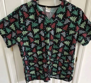 Tafford Scrub Top Women's Sz XL Christmas Trees Red Green Black Preowned Cotton - Picture 1 of 6