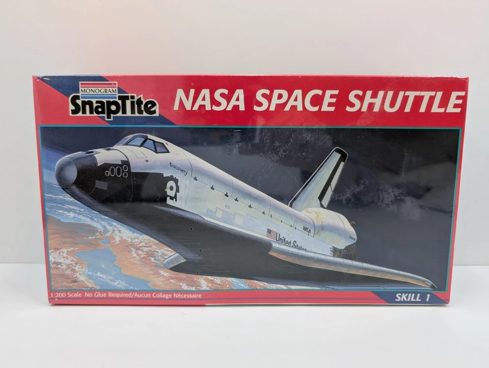 Monogram Snaptite NASA Space Shuttle Model Kit 1/200 scale - Image 1 of 4