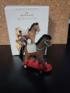 Hallmark Christmas Ornament 2006 A Pony for Christmas #9 in Serie - Bild 1 von 2