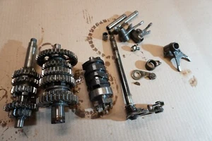 YAMAHA DT50 DT80 DT LC 17W 5R2 caja de cambios motor DAÑADO - Imagen 1 de 13
