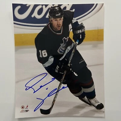 Foto firmada por Trevor Linden Vancouver Canucks 8x10 con certificado de autenticidad Foto 1 de 3