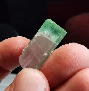 BEAUTIFUL POLYCHROME TOURMALINE CRYSTALS - TORMALINA POLICROMA - Picture 1 of 4