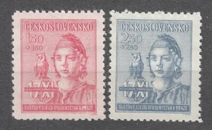 CZECHOSLOVAKIA 1945 SC#B154/55 **MNH pair, Students World Cong. Prague, 11/17/45 - Imagen 1 de 1
