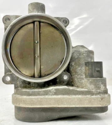 BMW 545i 2004 carrocería del acelerador conjunto de válvula 2005 OEM 13547506627 97 k millas Foto 1 de 4