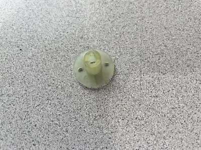 MERCEDES-BENZ E320 E430 W210 1996-2002 ~ PANEL INFERIOR IZQUIERDO CIERRE A PRESIÓN Foto 1 de 3