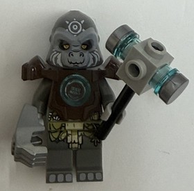 CM113 Lego Legends of Chima - Grumlo Minifigure with Weapons 70010 Original MINT