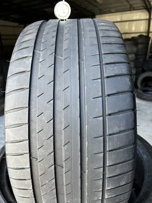 1 Neumático Michelin Pilot Sport 4 S ★ BMW 255/40R19 100Y DOT.2724 6/32 Foto 1 de 4