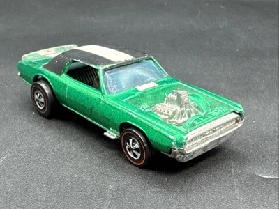 1969 Hot Wheels Original Redlines GREEN TNT BIRD HK Base black interior RLs - Image 1 of 4