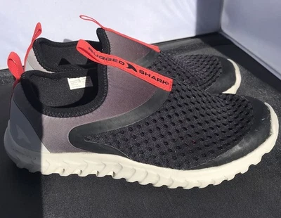 Zapato de agua Rugged Shark para niños talla 3 Foto 1 de 4