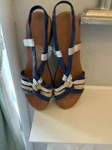 NEW WITHOUT BOX, LOTUS NAVY, BIEGE & SILVER STRAPPY LEATHER SANDALS UK SIZE 7. - Picture 1 of 5